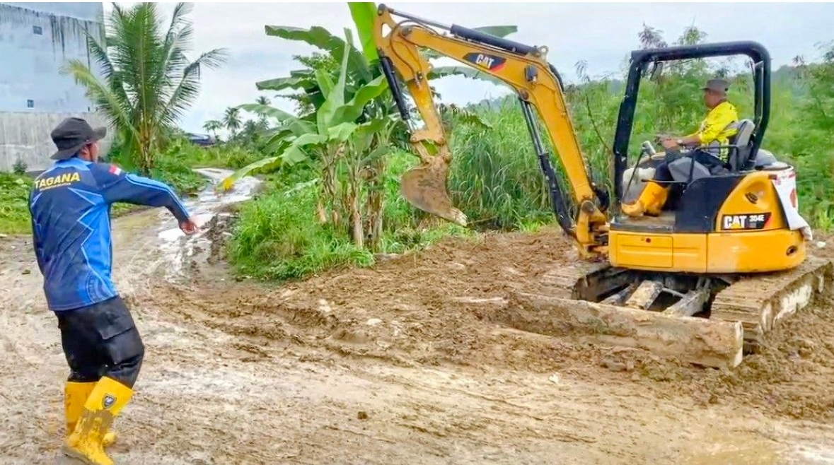 13 Personel Tagana dan Kwarda Kalsel Bantu Penanganan Pasca Bencana ke Wilayah Kuranji di Kota Padang